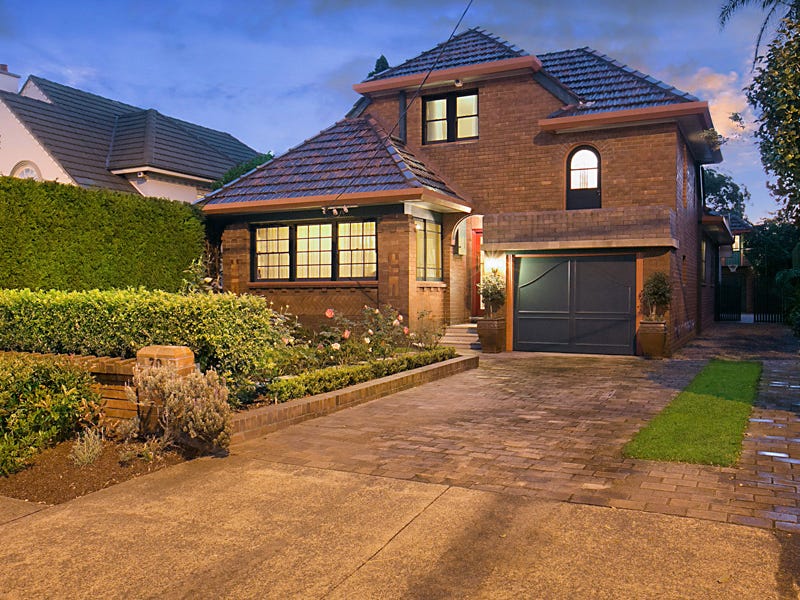 70 Stewart Avenue, Hamilton South, NSW 2303