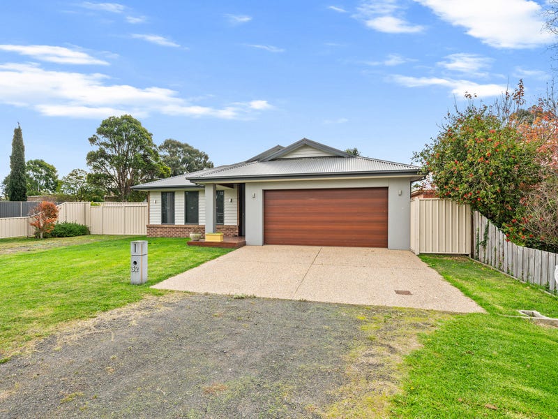 32 Stratford-Maffra Road, Maffra, Vic 3860 - Townhouse for Sale ...