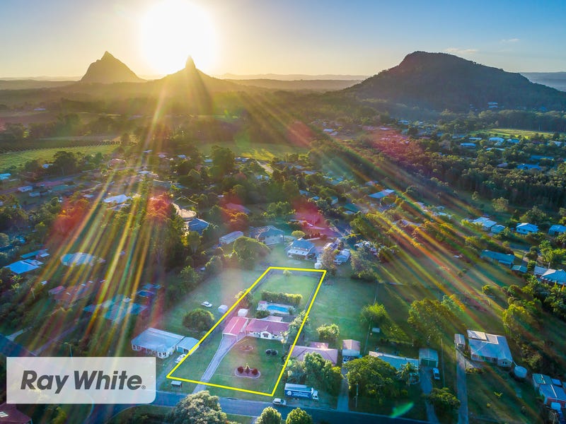 35 Parkview Road, Glass House Mountains, QLD 4518