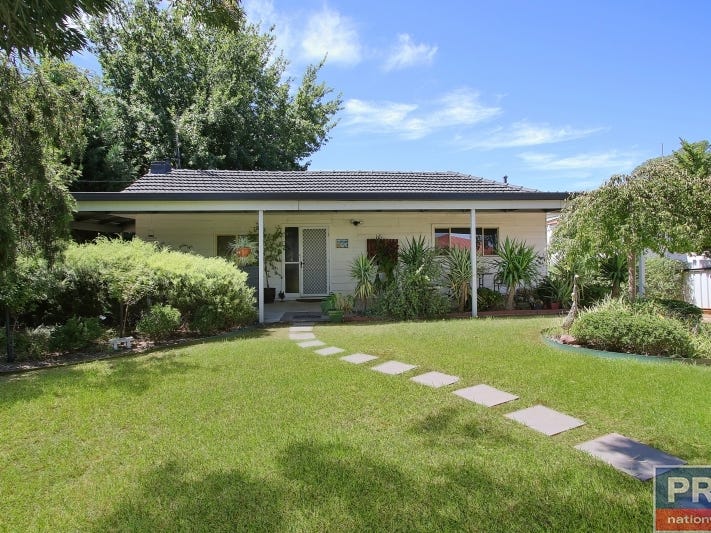 292 Highview Crescent, Lavington, NSW 2641 Property Details