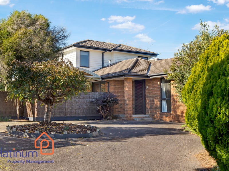 5 Watermoor Avenue, Kilsyth South, VIC 3137