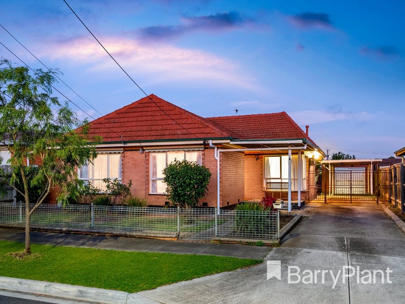 4 Bent Street St Albans Vic 3021 House For Sale Realestate Com Au