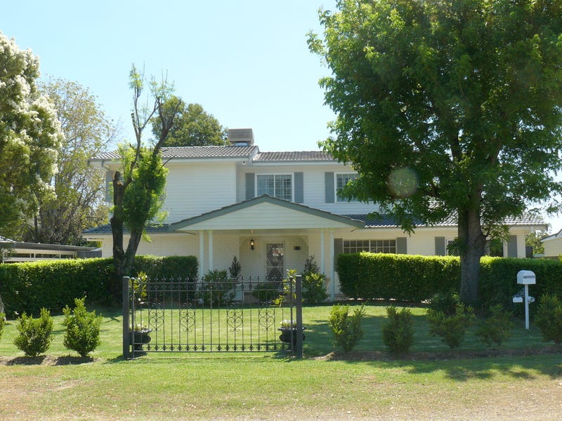 105 Greenbah Road, Moree, NSW 2400 Property Details