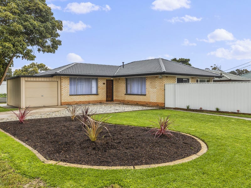 15 Warwick Grove, Morphett Vale, SA 5162