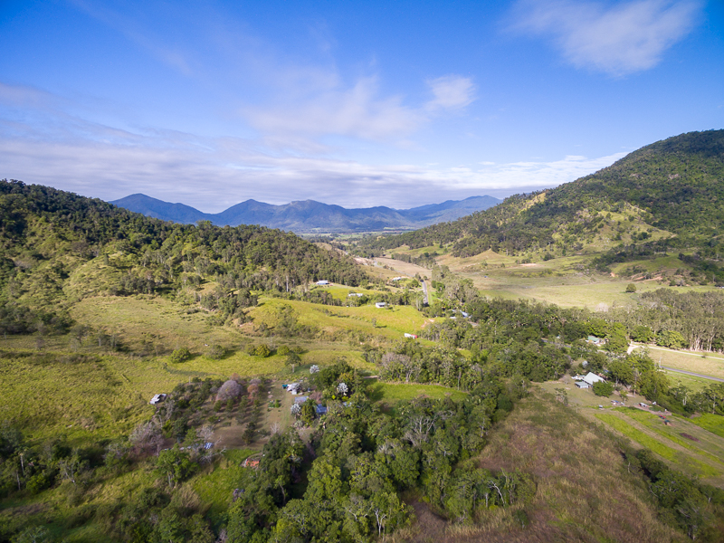 500 Road, Finch Hatton, QLD 4756