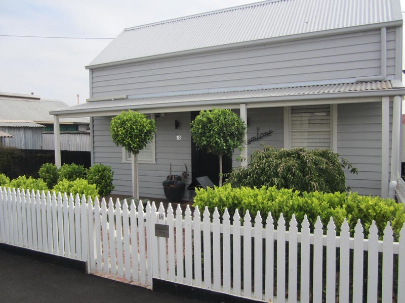 18 Potter Street, Geelong West, VIC 3218