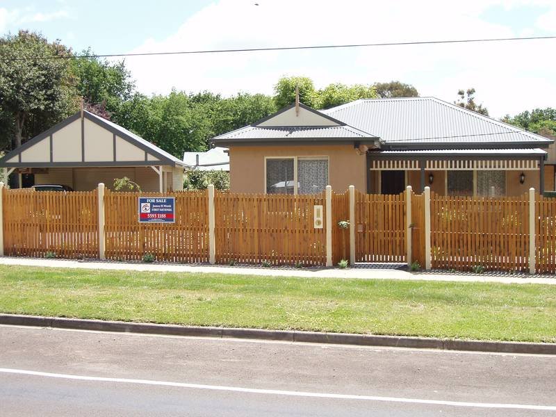 44 Leura Street, Camperdown, Vic 3260 Property Details