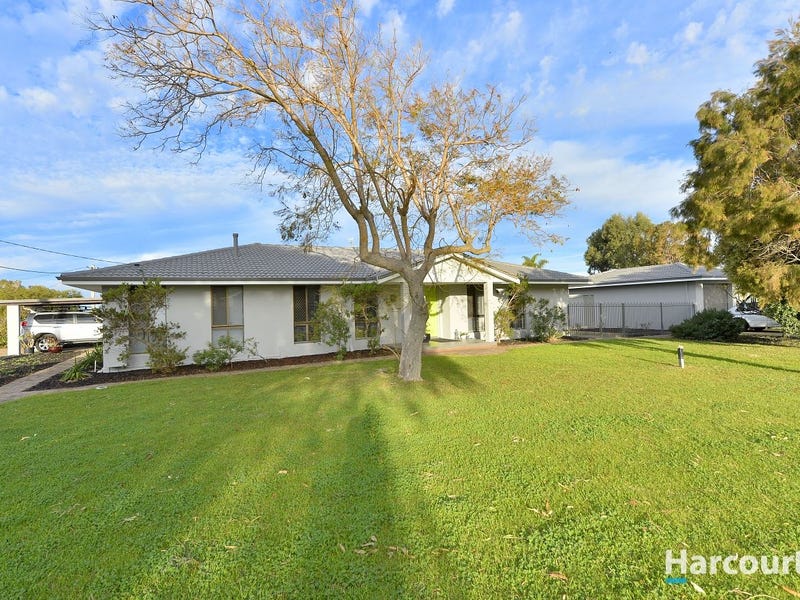 2 Muir Place, Halls Head, WA 6210 House for Sale