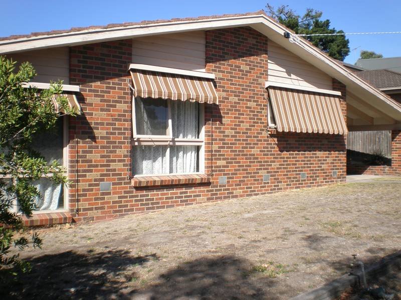 30 Deanswood Drive, Somerville, Vic 3912 Property Details