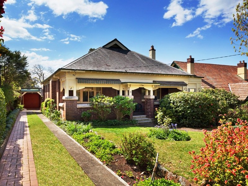 11 The Grove, Roseville, NSW 2069 Property Details