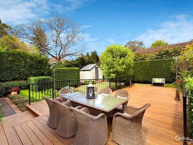 12 Chilton Parade, Warrawee, NSW 2074 Property Details