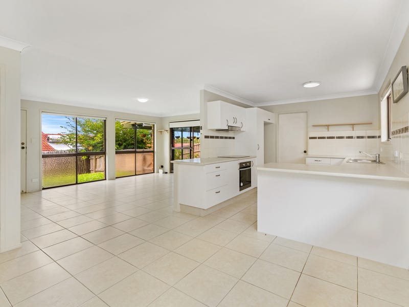 17 Allspice Drive, Ashmore, QLD 4214