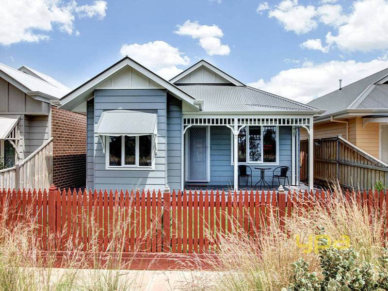 7 Castlemaine Walk, Eynesbury, Vic 3338 Property Details