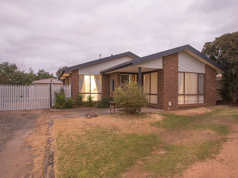 11 Sheldon Avenue, Darley, VIC 3340