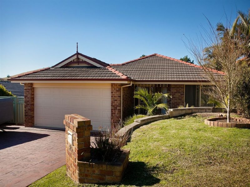 37 Shannon Drive, Albion Park, NSW 2527