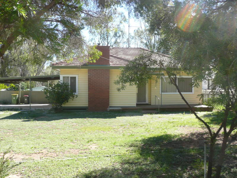 68 Murray Parade, Koondrook, Vic 3580 Property Details