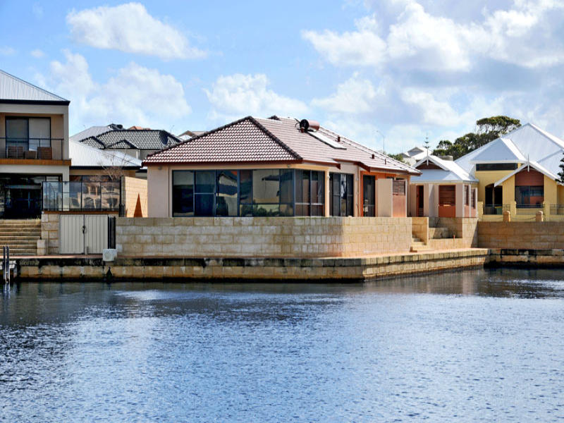 85 Avocet Island Quays, Port Bouvard, Wannanup, WA 6210 Property Details