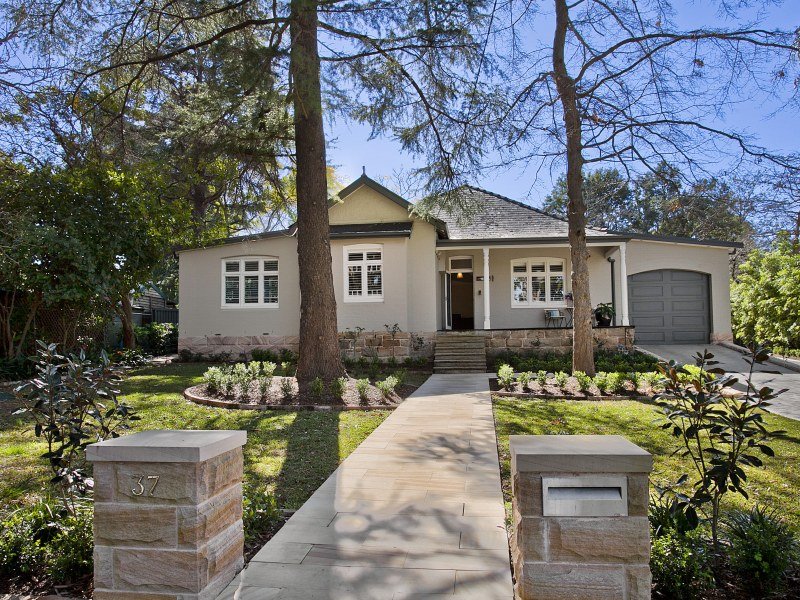 37 Boronia Avenue, Cheltenham, NSW 2119 Property Details