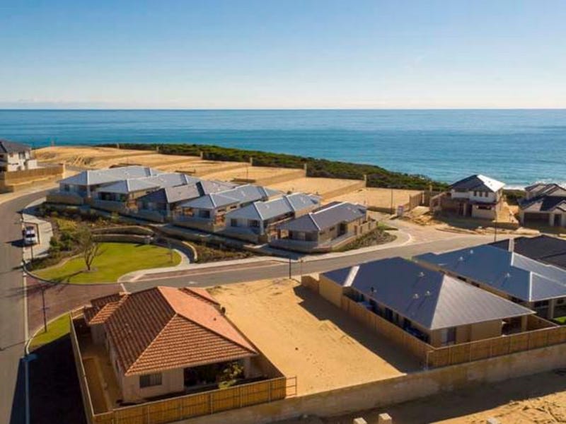 11 Serrata Way, Halls Head, WA 6210