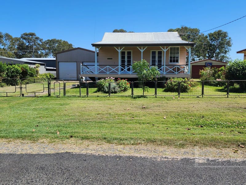 5 Robertson Street, Boonooroo, Qld 4650 Property Details