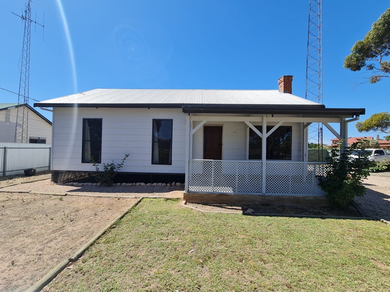 4 Kadina Road, Moonta, SA 5558