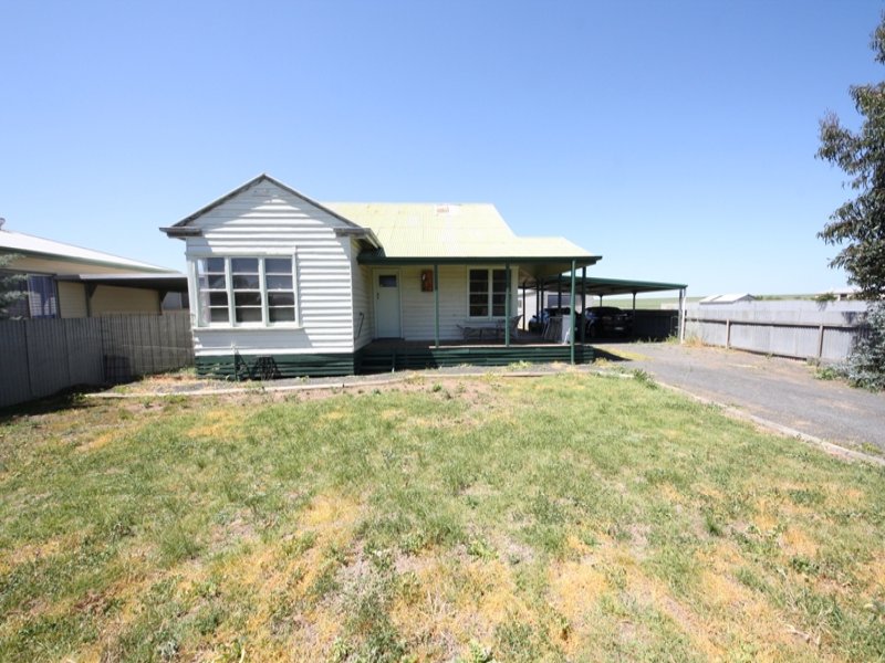 11 Glenferness Street, Nhill, Vic 3418 Property Details