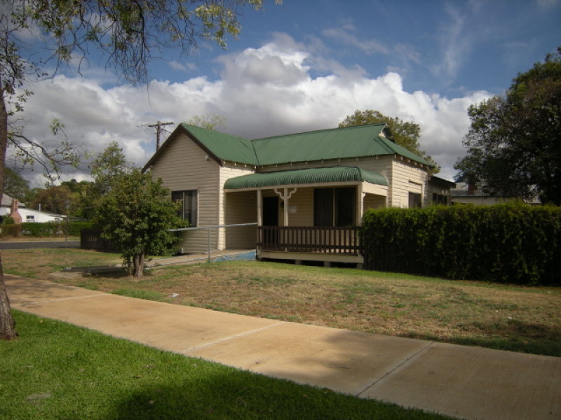 27 Gwydir Street, Moree, NSW 2400 Property Details