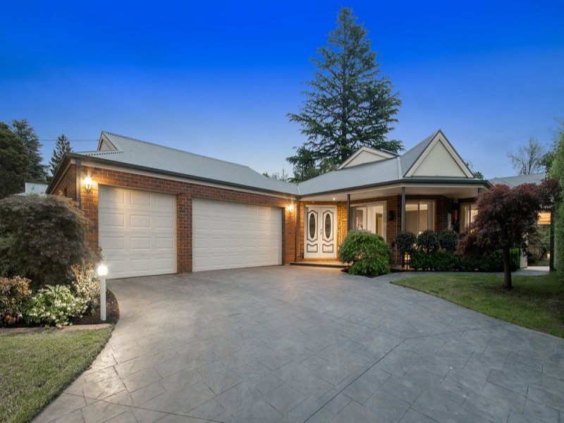 31 Leith Road, Montrose, Vic 3765