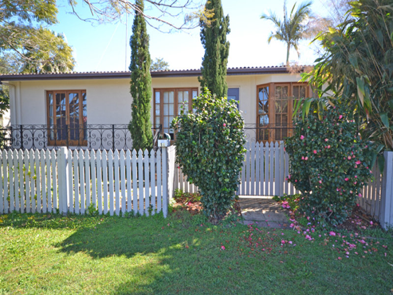 14 Richmond Avenue, Bundall, QLD 4217