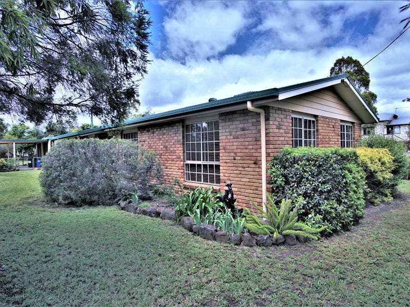 19 Quarry Street, Cambooya, QLD 4358