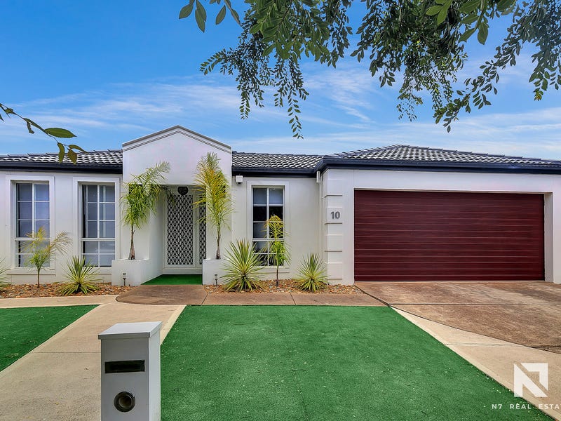 10 Lewis Avenue, Burnside, VIC 3023