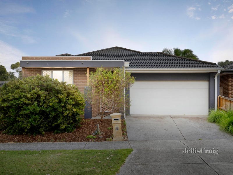 4 Mccrae Drive, Doreen, Vic 3754 - Property Details