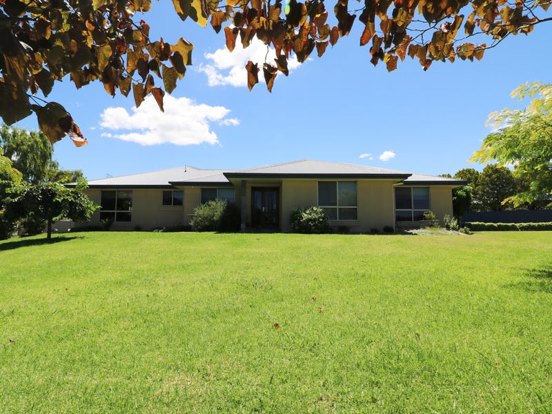 Houses for Sale in Glen Innes, NSW 2370 Pg. 2