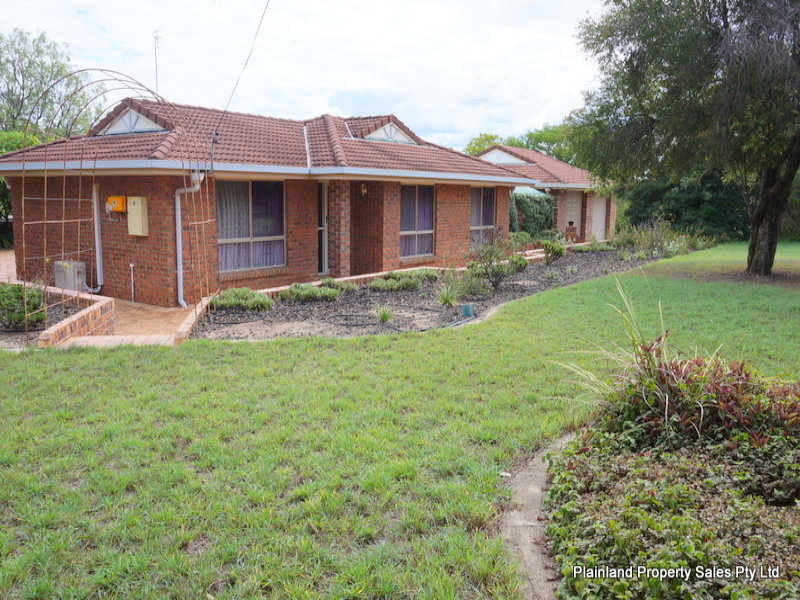 44 Hewett Drive, Regency Downs, QLD 4341