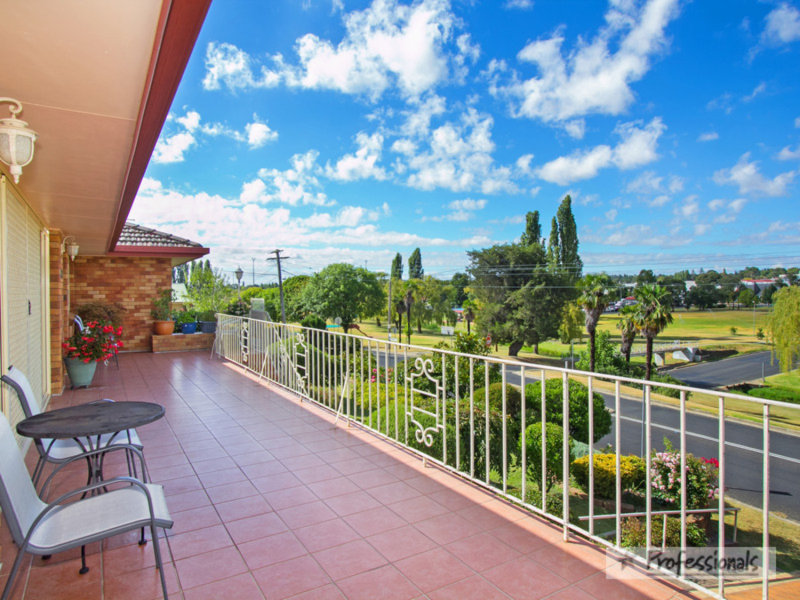 119 Kirkwood Street, Armidale, NSW 2350