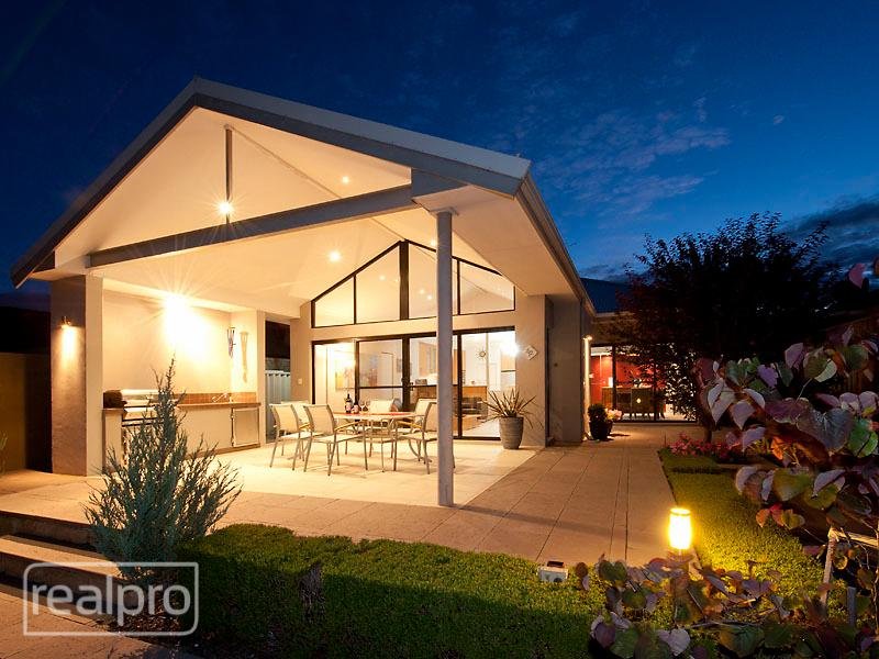 22 Bickley Crescent, Manning, WA 6152 Property Details