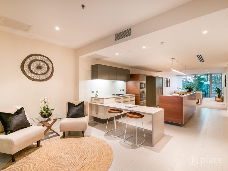 3302/211 King Arthur Terrace, Tennyson, Qld 4105 Property Details