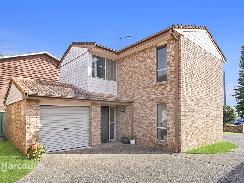 1/63 Parkes Street, Oak Flats, NSW 2529