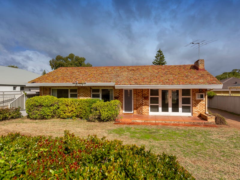 9 Barker Avenue, Como, WA 6152