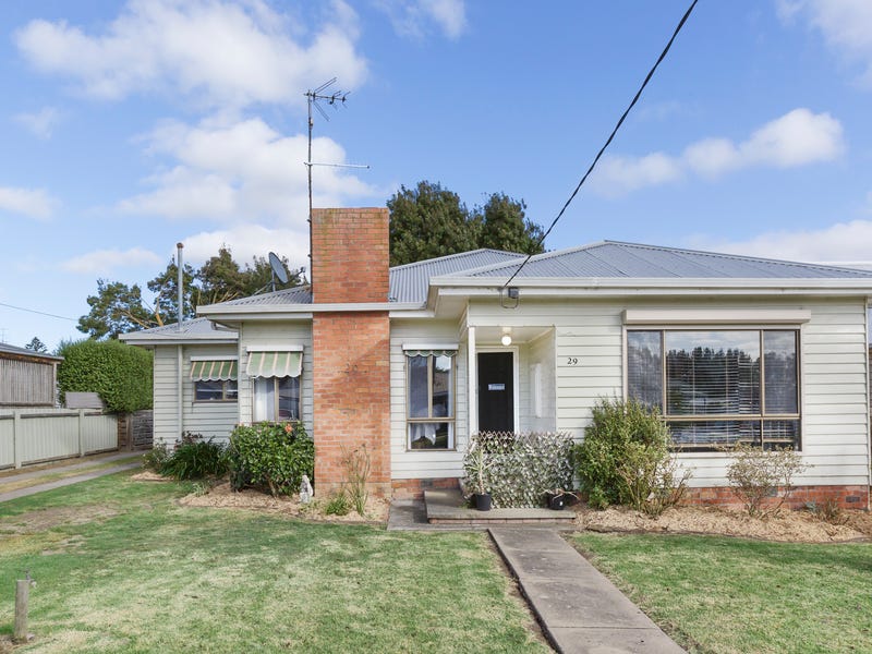 29 Alexander St, Colac, Vic 3250 Property Details