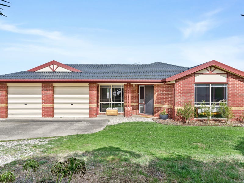 213 Mitchells Lane, Sunbury, Vic 3429 Property Details