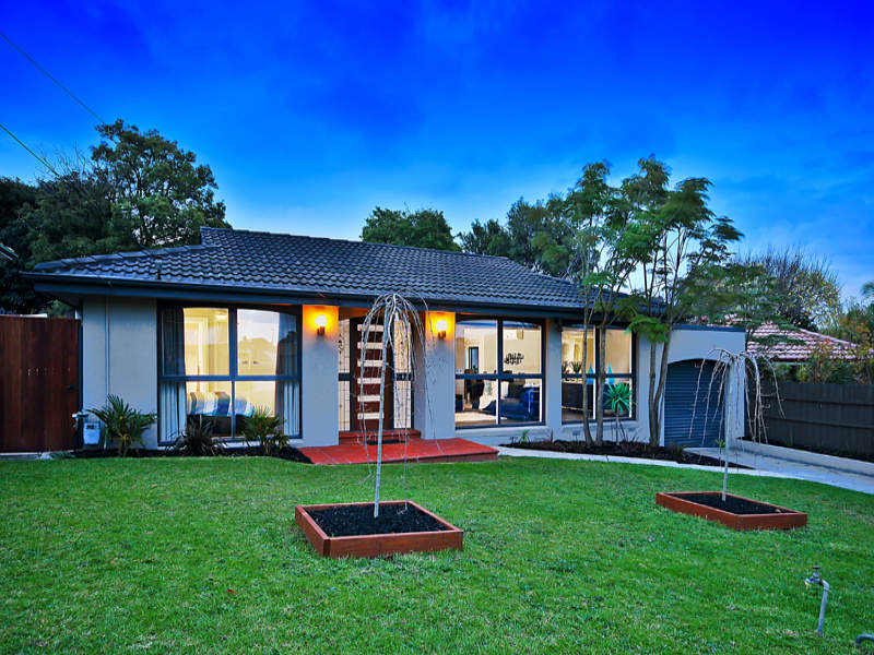 18 Albany Court, Macleod, Vic 3085