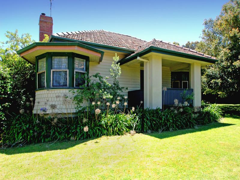 54 Gambier Street, Apollo Bay, VIC 3233