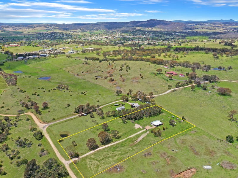 101 Smiths Lane, Tenterfield, NSW 2372 Property Details