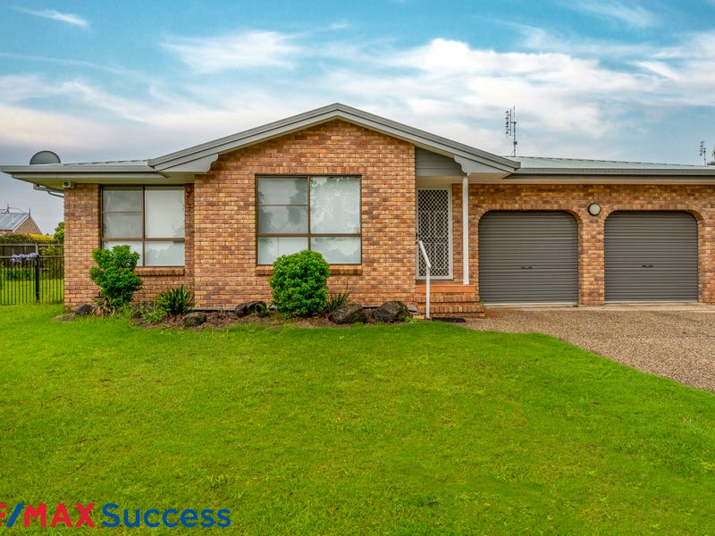 4 Radiata Court, Darling Heights, QLD 4350