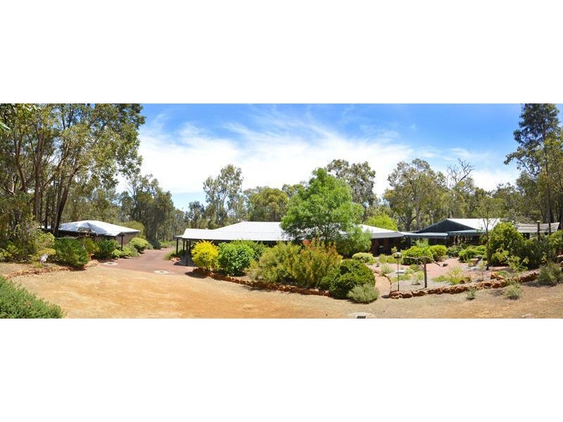 715 Strettle Road, Glen Forrest, WA 6071