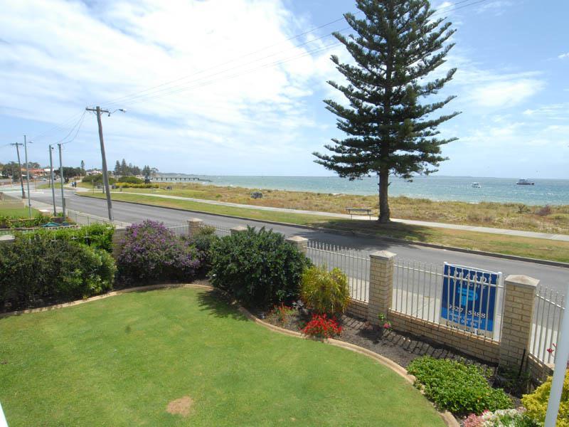 125 Esplanade, Rockingham, WA 6168