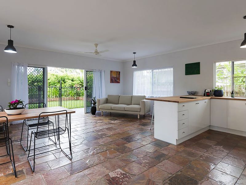 15 Allamanda Street, Cooya Beach, QLD 4873