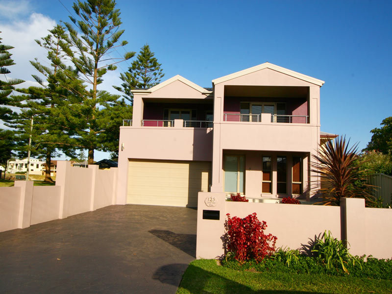 125 Little Lake Crescent, Warilla, NSW 2528 Property Details