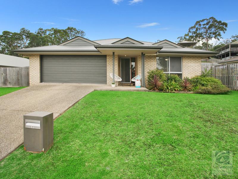 7 Middle Creek Road, Little Mountain, Qld 4551